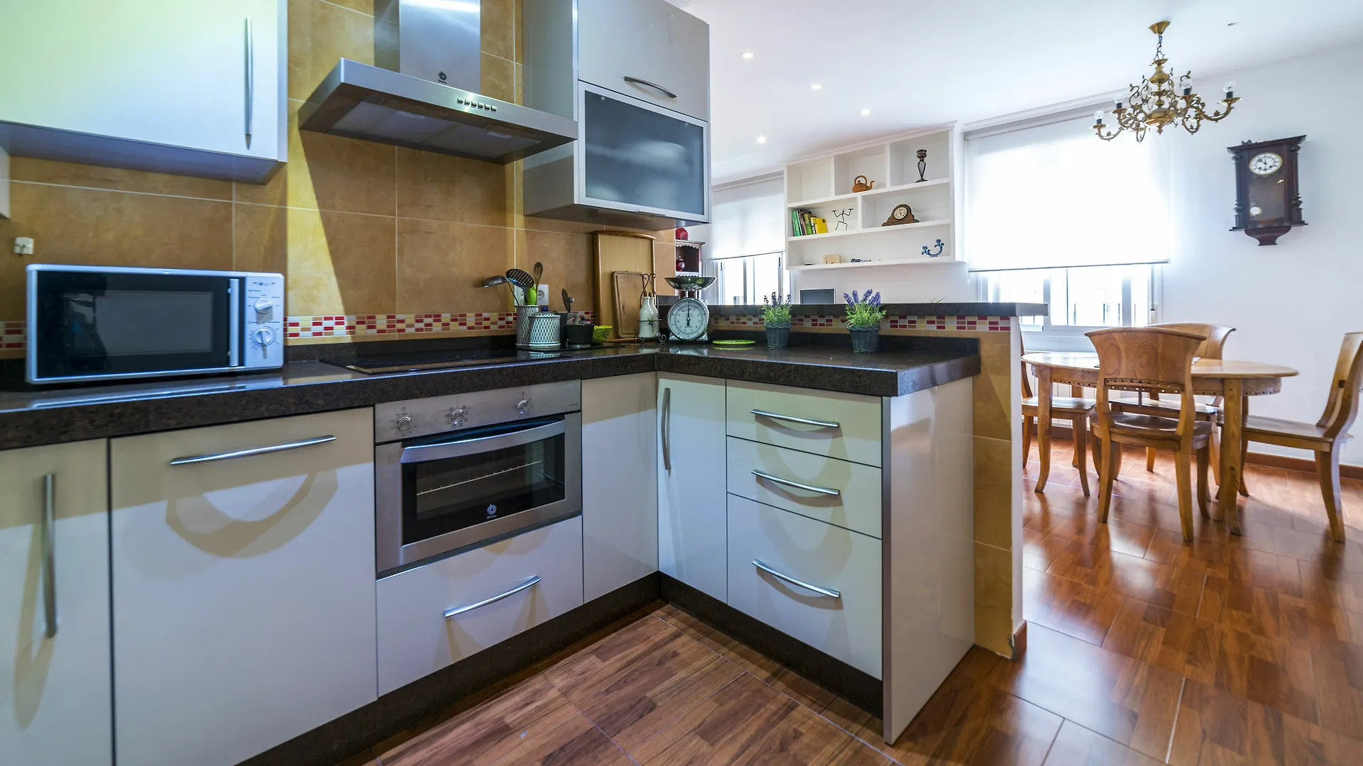 Apartment Casas De Campos - Quiet But Central Malaga