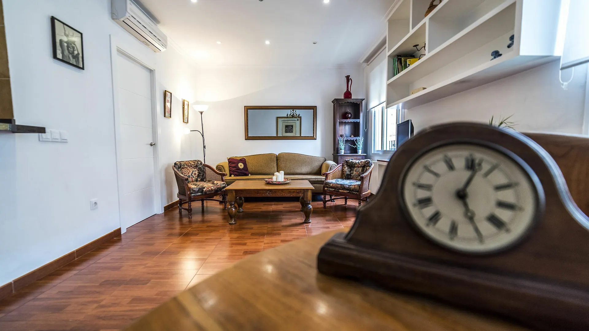 Casas De Campos - Quiet But Central Malaga 0*,