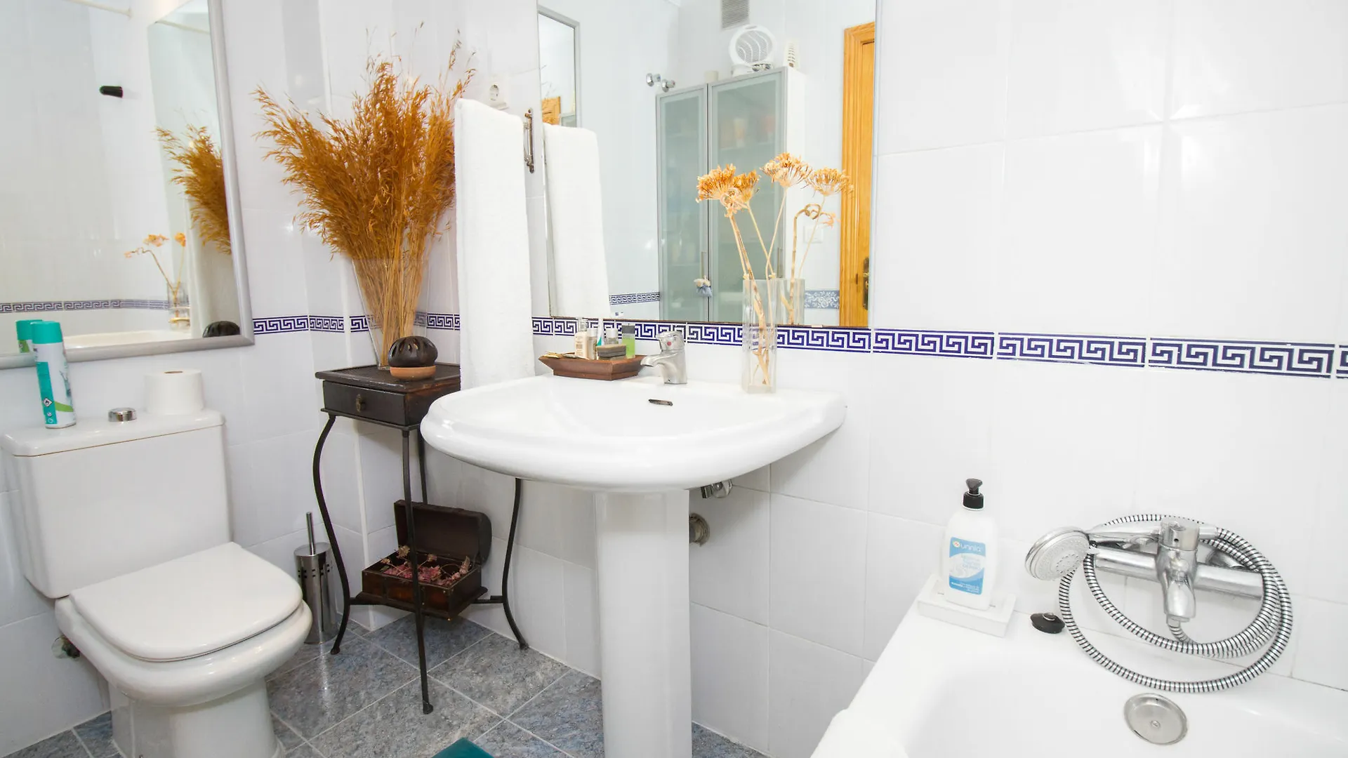 Casas De Campos - Quiet But Central Malaga